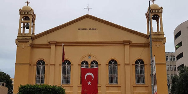 Afrin operasyonuna Türk bayraklı destek