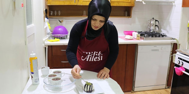 Ev hanımı Youtuber'ın geliri, asgari ücrete denk