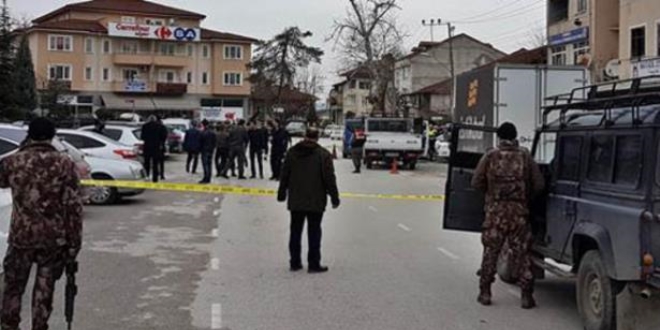 Adliye önündeki silahlı kavgayla ilgili 5 kişi tutuklandı