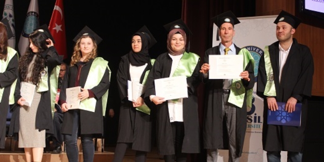75 yaşında ikinci defa mühendis oldu