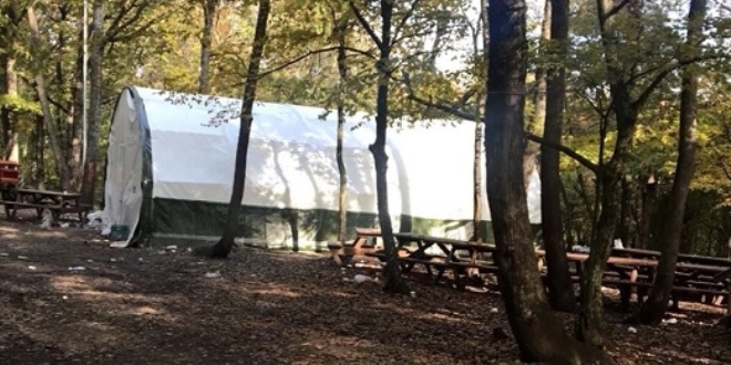 Ormanda kumar �ad�r�na bask�n