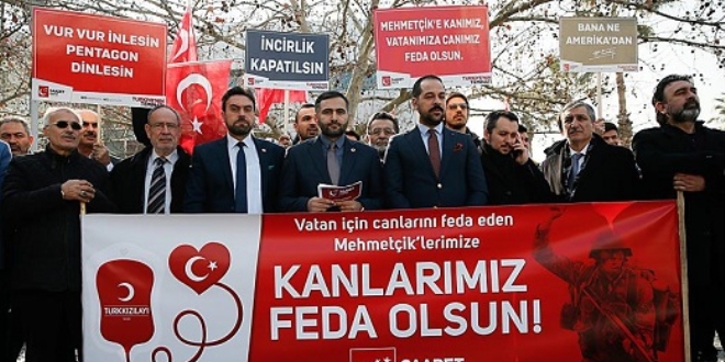 Afrin'deki Mehmetçik için kanlarını bağışladılar
