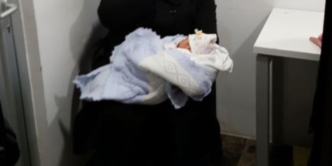 Eyüpsultan'da cami tuvaletinde 7 günlük bebe bulundu