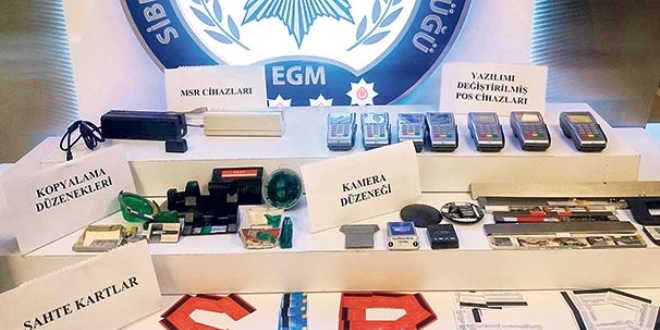Papağan ve maymuncuk ile POS cihazı vurgunu