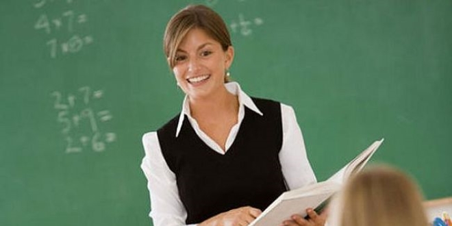 'Dersi k�sa tutan' ��retmene 3 ayr� ceza!