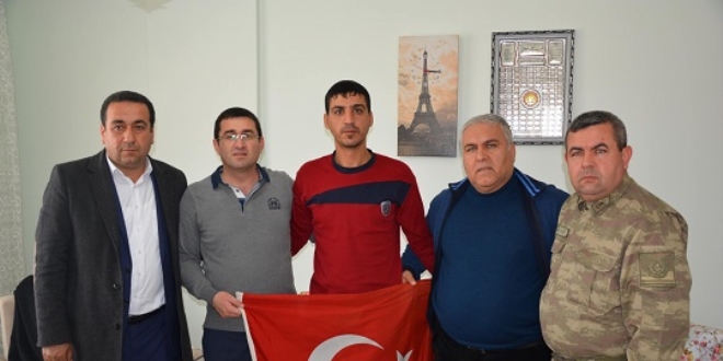 Afrin gazisi: Beni cepheye geri yollayın