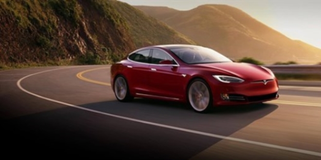 Tesla'dan rekor zarar