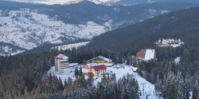 Uludağ'daki Büyük Otel yıkıldı, arsası otopark oldu