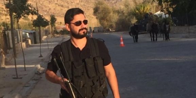 Polislerin bulunduğu araç takla attı: 1 şehit