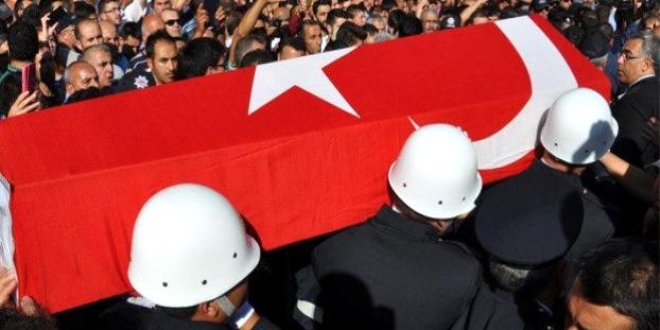 Şehit babasının en ağır yükü