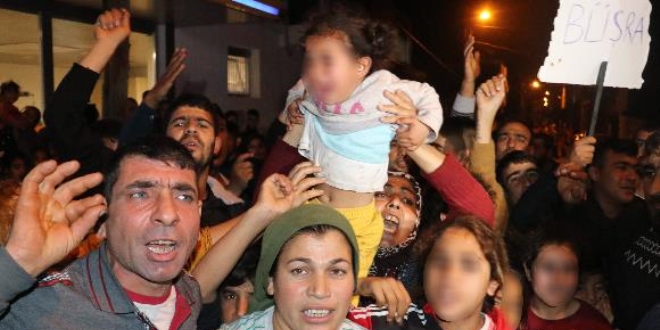 5 ya��ndaki k�za tecav�z iddias� mahalleyi aya�a kald�rd�