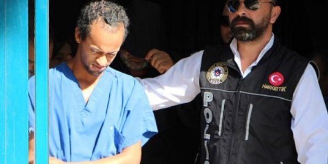 Midesinde 59 kapsül uyuşturucuyla yakalanmıştı... Cezası belli oldu