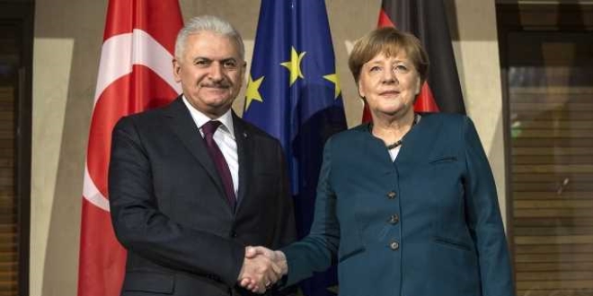 Babakan Yldrm Merkel ile grecek