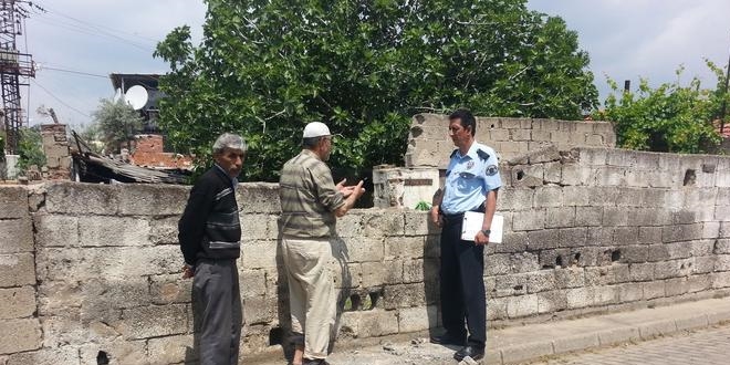 Aydn'da bahe duvar devrildi: 5 ocuk yaral