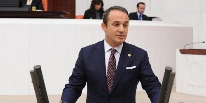 AK Parti İzmir İl Başkanlığına atanan Şengül görevi devraldı