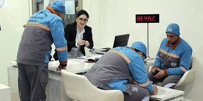 Bakan Sarıeroğlu: Taşeronda biz bir çılgınlık yaptık