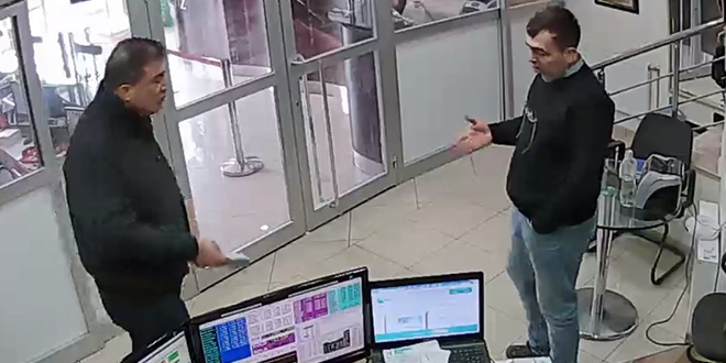 Vicdanlı vatandaş '10 bin TL'yi geri getirdi