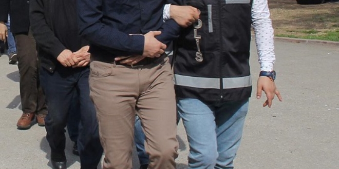 FETÖ'nün 'öğrenci karşılama sorumluları' yakalandı