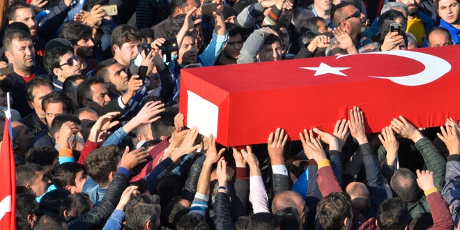 Antalya şehidini gözyaşlarıyla uğurladı