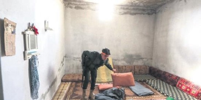 Afrin'de ev ev terrist temizlii