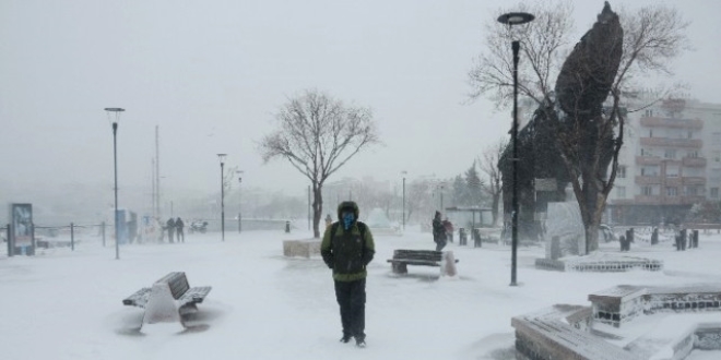 �anakkale'de kar ya���� etkili oldu