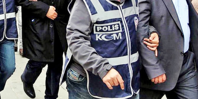 Polise palalı saldırıda 2 tutuklama
