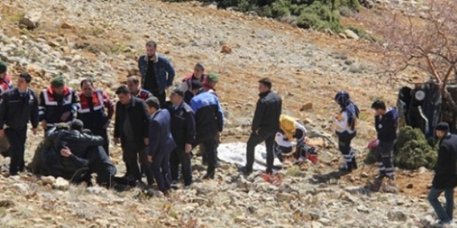 Karaman'da kayıp 2 kişinin cesedi uçurumda bulundu