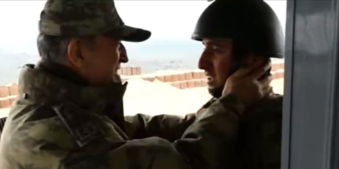 TSK paylaştı! Org. Hulusi Akar'ı gülümseten tekmil