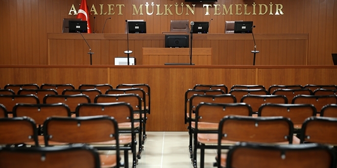Eski hakim, savcı ve öğretmene FETÖ'den hapis ile tahliye