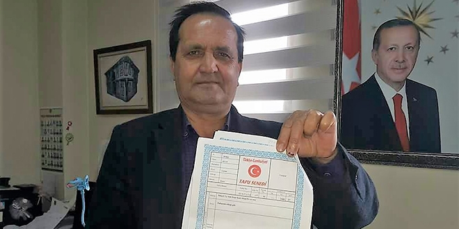 K�y muhtar� odas�n� belediyeye ba���lad�