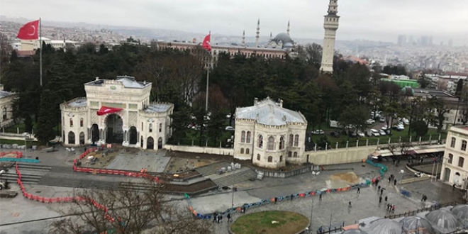 Beyazıt Meydanı'nda çevre düzenleme çalışmaları durdu