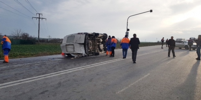Liseli İrem, gözyaşlarıyla son yolcuğuna uğurlandı