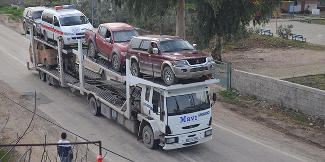 ÖSO'lular için gönderilen dev araç konvoyu sınıra ulaştı
