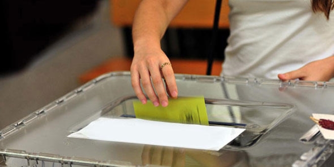 AK Parti'den erken seçim açıklaması