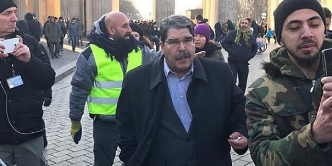 Müslüm, Berlin'de ortaya çıktı