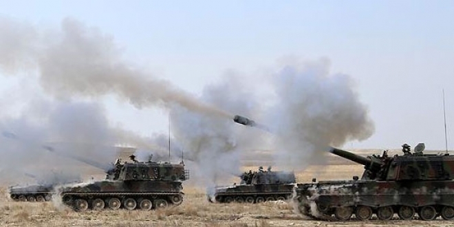 Afrin'deki terör hedefleri havadan ve karadan vuruluyor