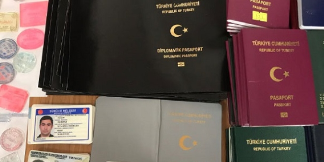 8 FETÖ'cünün sahte belgesi bulundu