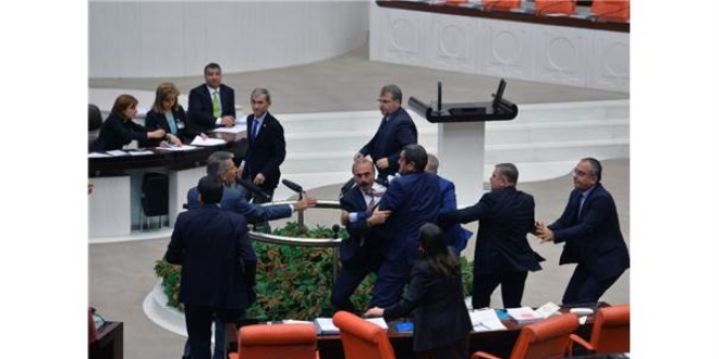 Trkiye Byk Millet Meclisi'nde Afrin tartmas yaand