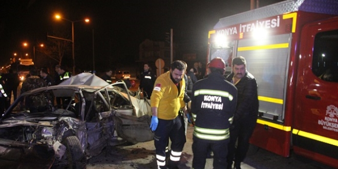 'Dur' ihtarına uymayan sürücü kaçarken kaza yaptı