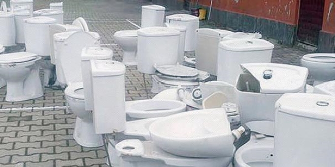 Yaptırdığı okulu ziyaretinde gördüklerine isyan