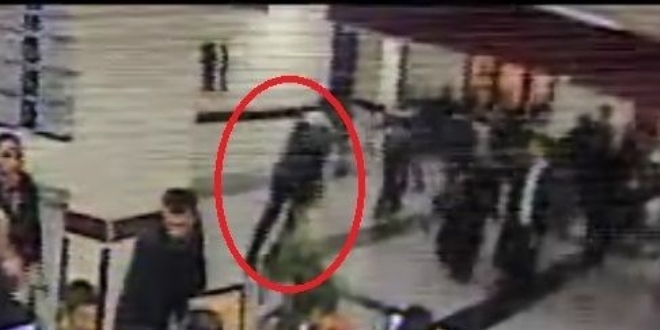 Yere düşen hastayı canlı bomba sandılar