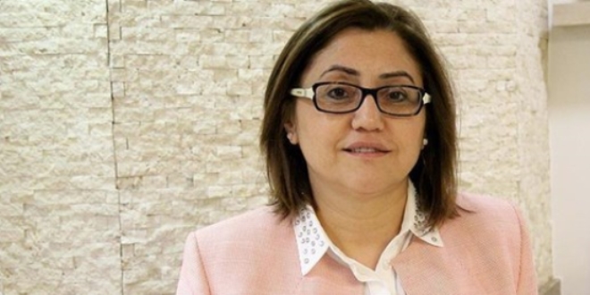 Fatma �ahin'in Hollanda ziyareti iptal edildi