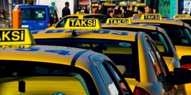 Taksicilerden 'Uber' tepkisi