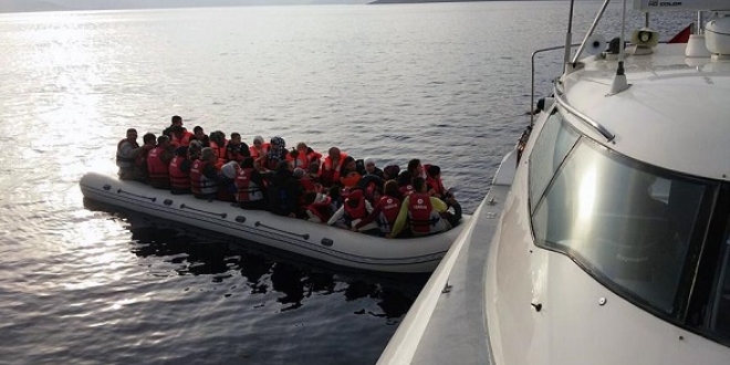 157 dan��ma hatt� 10 binden fazla m�lteciyi �l�mden kurtard�