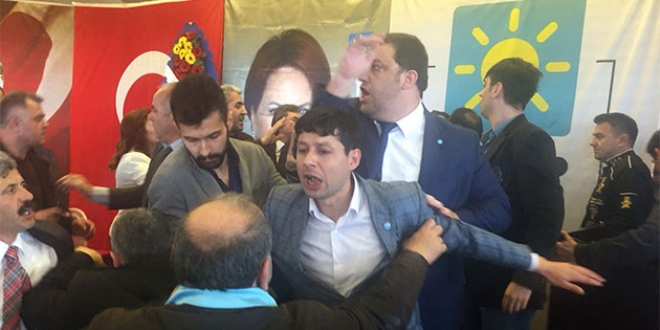 İYİ Parti Zonguldak İl Kongresi'nde gerginlik