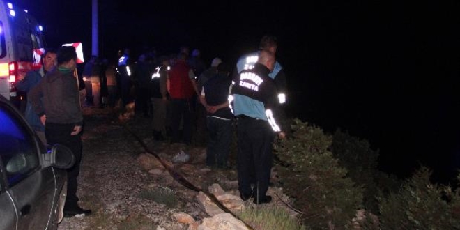 Aracıyla denize uçan Başkan Yardımcısı hayatını kaybetti