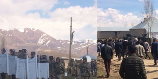 Yüksekova'da köylülerle VEDAŞ ekipleri arasında 'sayaç' gerginliği