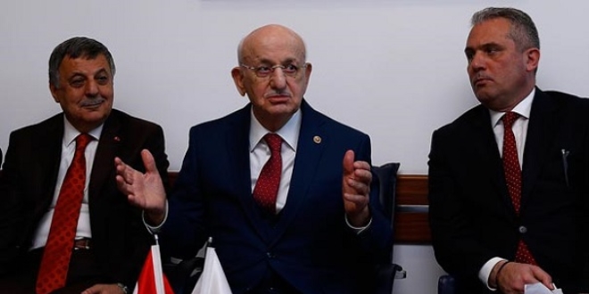 'Meclis kavga yeri değildir'