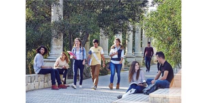 65 ve üzeri yabancı dili olmayan ÖYP'li, Doktoraya kayıt yaptıramaz mı?