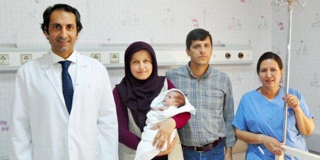 15 g�nl�k bebek ameliyatla sa�l���na kavu�tu